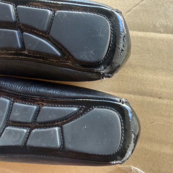 Michael Kors Black Leather flats - Picture 2 of 5